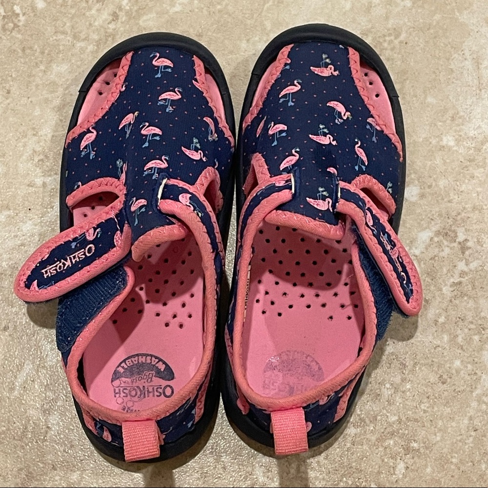 Little Girl Flamingo Water Shoes * Size 10